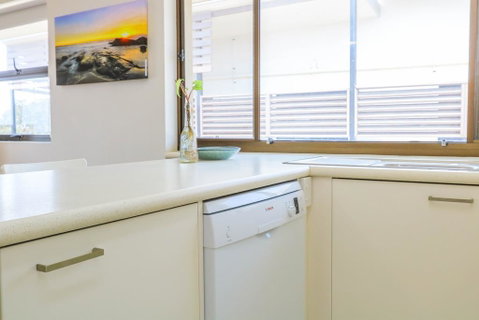 Kingscliff Ocean Breeze - 6/6 Kingscliff Street - Food Delivery Shop 3