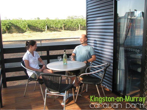 Kingston-on-Murray Caravan Park - Food Delivery Shop 2