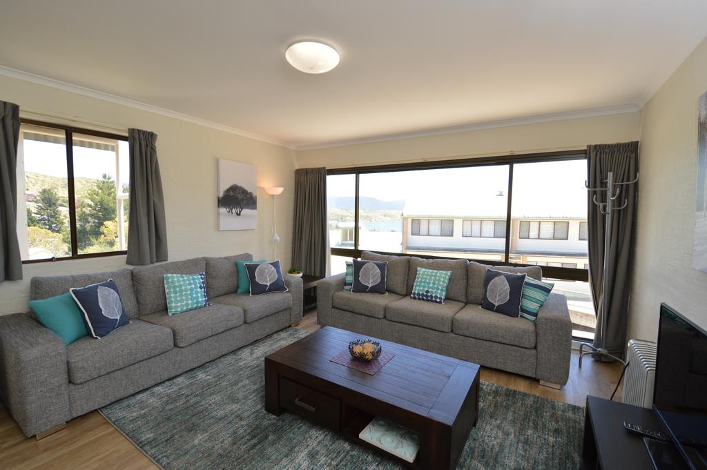 Jindabyne NSW Food Delivery Shop