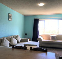 Kirwan Apartments 5 - Food Delivery Shop