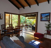 Kookaburra Cottage at Uralba Eco Cottages - Food Delivery Shop