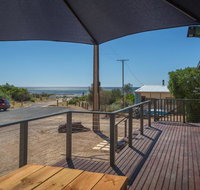 Lady Bay Getaway - 12 Lady Bay Normanville - Food Delivery Shop