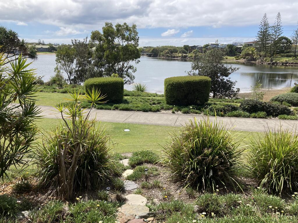 Twin Waters QLD Food Delivery Shop