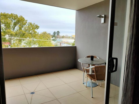 Laguna Serviced Apartments - Food Delivery Shop 1