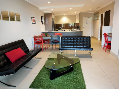 Laguna Serviced Apartments - Food Delivery Shop 3