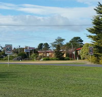 Lake Bolac Motel - Food Delivery Shop