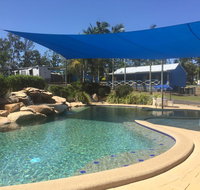 Lake Tinaroo Holiday Park - Food Delivery Shop
