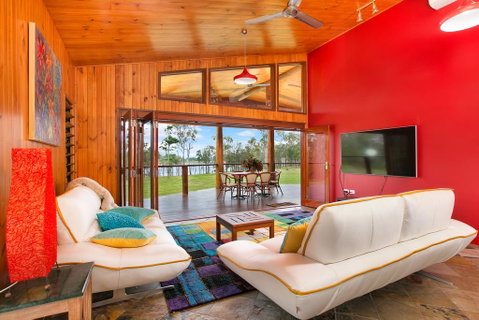 Lake Tinaroo Waterfrontage - Food Delivery Shop 0