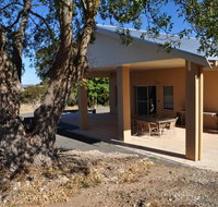 Lambert Estate Retreat - Food Delivery Shop