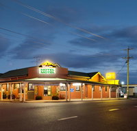 Lamington Hotel Motel - Detached Motel - Food Delivery Shop