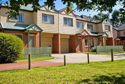 Lamplighter Motel And Apartments - Food Delivery Shop 2