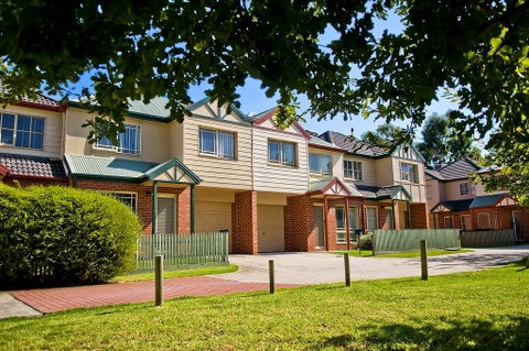 Lamplighter Motel And Apartments - Food Delivery Shop 1