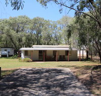 Lazy Days Caravan Park - Food Delivery Shop