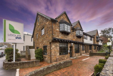 Leisure Inn Penny Royal Hotel & Apartments - Food Delivery Shop 0