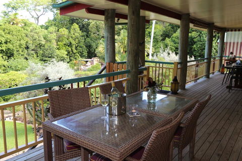 Licuala Lodge - Food Delivery Shop 3