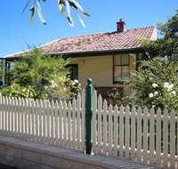 Lilac Cottage - Food Delivery Shop