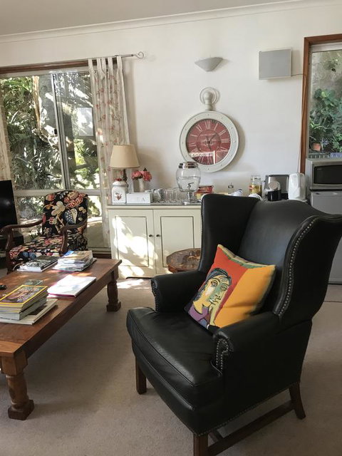 Linley House - Food Delivery Shop 2