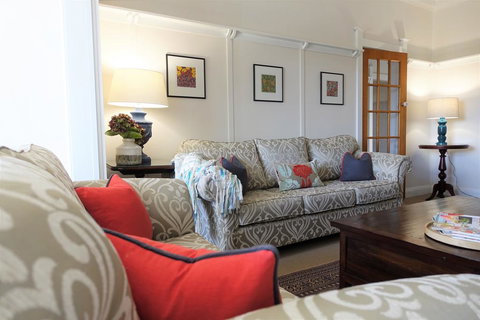 Lurline Villas - Food Delivery Shop 0