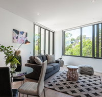 LUXURY APARTMENT / / MOMENTS TO LANE COVE VILLAGE - Food Delivery Shop