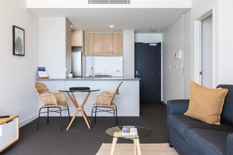 Luxury Beachfront Apartment In Newcastle - Food Delivery Shop 2