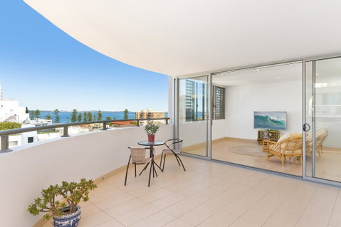 Luxury Ocean Penthouse - Food Delivery Shop 3