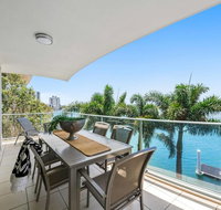 Luxury Waterfront Maroochydore Free Wine Netflix Parking - Food Delivery Shop