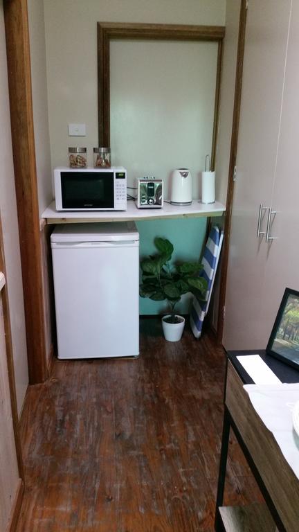Macedon Ranges Homestay - Food Delivery Shop 1