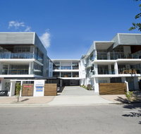 Maggies Beachfront Apt. 4 - Food Delivery Shop
