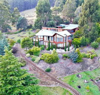 MAGICAL MOUNTAIN RETREAT - 20 mins to CBD and only 10 to MONA - Food Delivery Shop