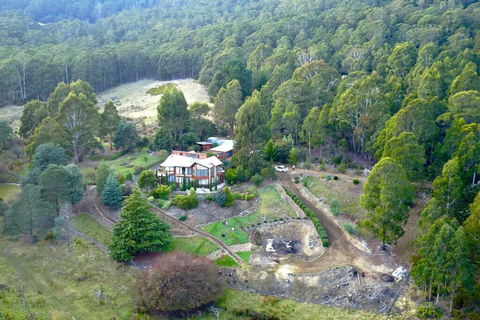 MAGICAL MOUNTAIN RETREAT - 20 Mins To CBD And Only 10 To MONA! - Food Delivery Shop 1
