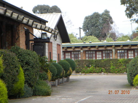 Mahogany Park - Food Delivery Shop 0