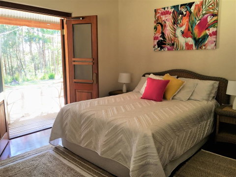Maino Gabuna Retreat Urunga Beach And Peaceful Bushland - Food Delivery Shop 2