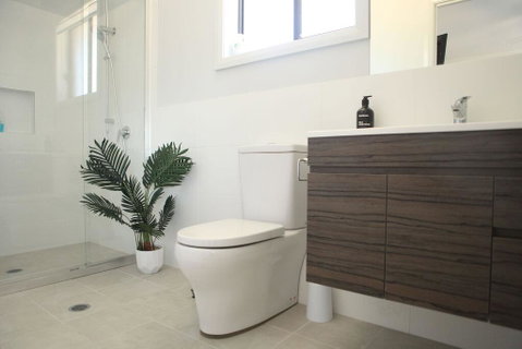 Mala Retreat Chardonnay Studio Immaculate And Comfortable - Food Delivery Shop 1