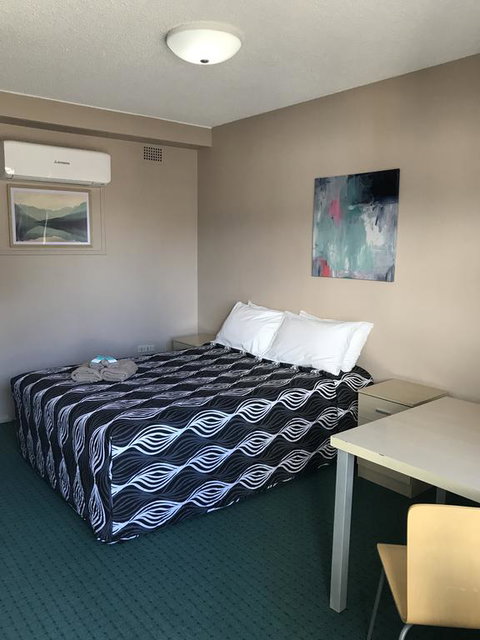 Manning River Motel - Food Delivery Shop 0