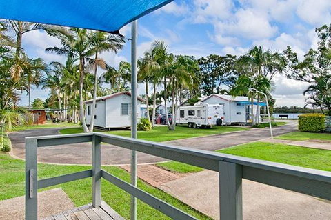 Marina Holiday Park - Food Delivery Shop 3