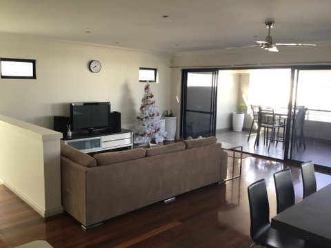 Marina Precinct - Food Delivery Shop 1