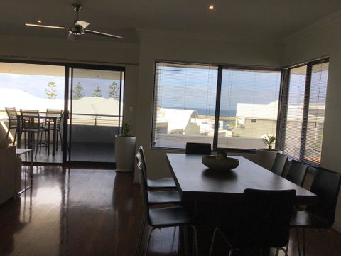 Marina Precinct - Food Delivery Shop 2