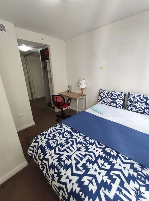 Mascot Clean Bedroom - Food Delivery Shop 1