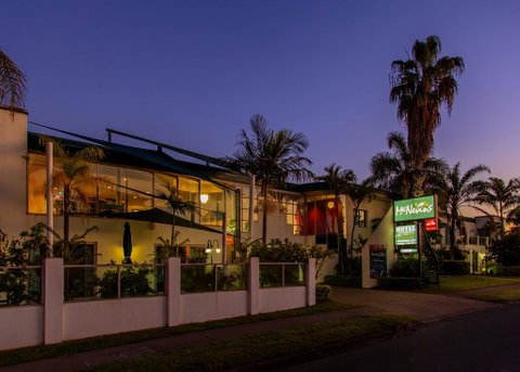 McNevins Maryborough Motel - Food Delivery Shop 2