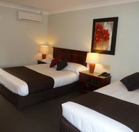 McNevins Warwick Motel - Food Delivery Shop