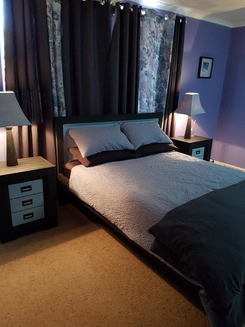 Meekatharra Outback Beach House - Food Delivery Shop 0