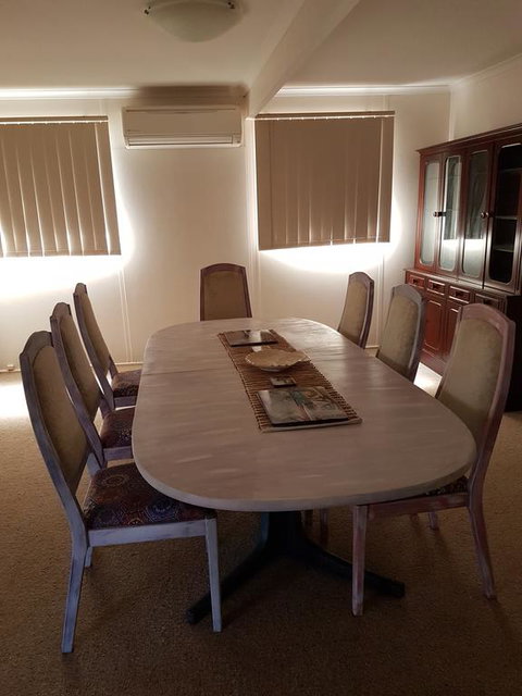 Meekatharra Outback Beach House - Food Delivery Shop 2