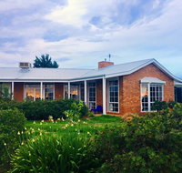 Melbourne Garden Bed and Breakfast - Food Delivery Shop