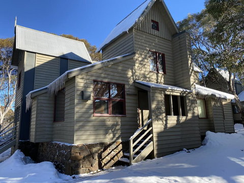 Merrigang Chalet, Dinner Plain - Food Delivery Shop 0