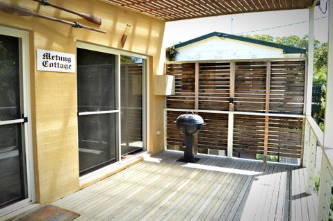 Metung Cottage - Food Delivery Shop 1