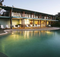 Mobys Beachside Retreat - Food Delivery Shop