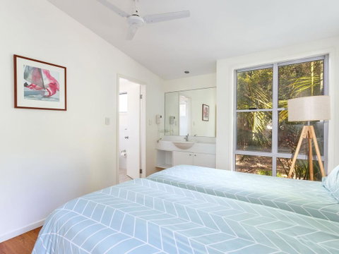 Mobys On Redgum 11 - Food Delivery Shop 1