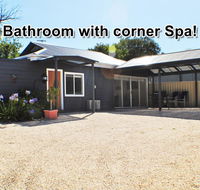 MODERN  LUXURIOUS WITH SPA BATH - Food Delivery Shop