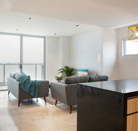 Modern 2 bedroom Apartment in the Heart of Burwood - Food Delivery Shop