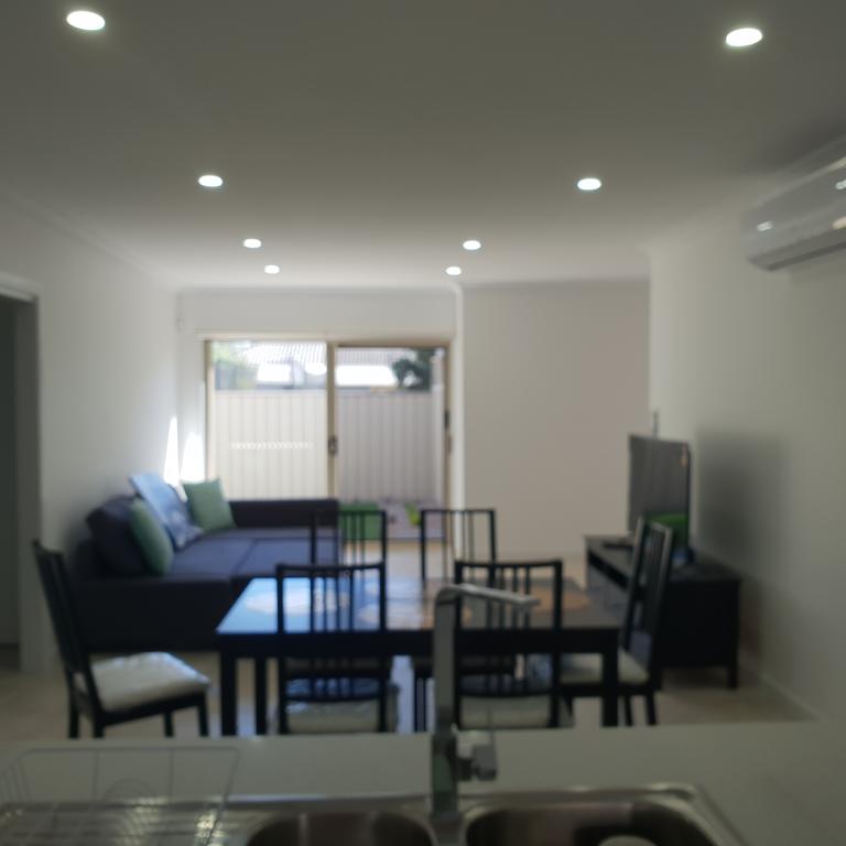 Deer Park VIC Food Delivery Shop